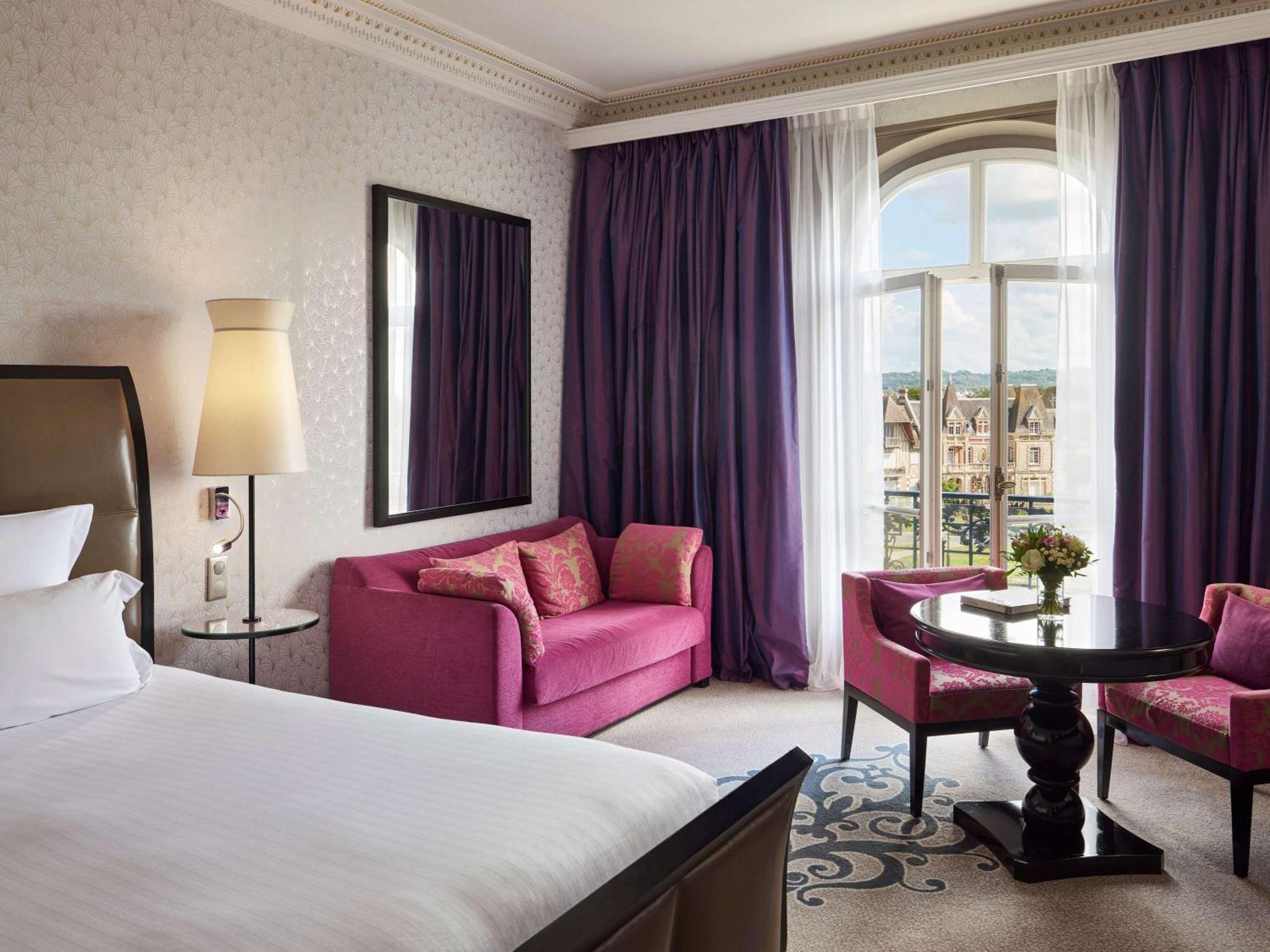 Le Grand Hotel De Cabourg - Mgallery Collection Exterior foto
