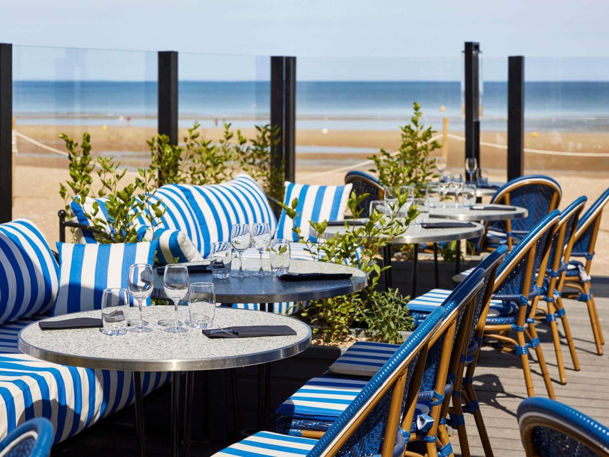 Le Grand Hotel De Cabourg - Mgallery Collection Exterior foto